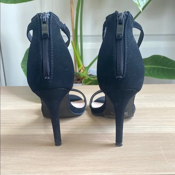 Elegant Strappy Black Heels - Picture 2 of 5